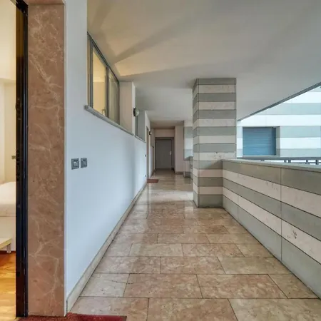 Romantic Getaway On Como! Private Box, Wifi Lejlighed